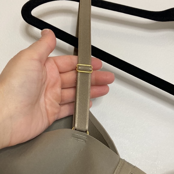 Knix Wingwoman Bra 2 36A Taupe Khaki Brown Wireless Comfy Everyday - Picture 5 of 12